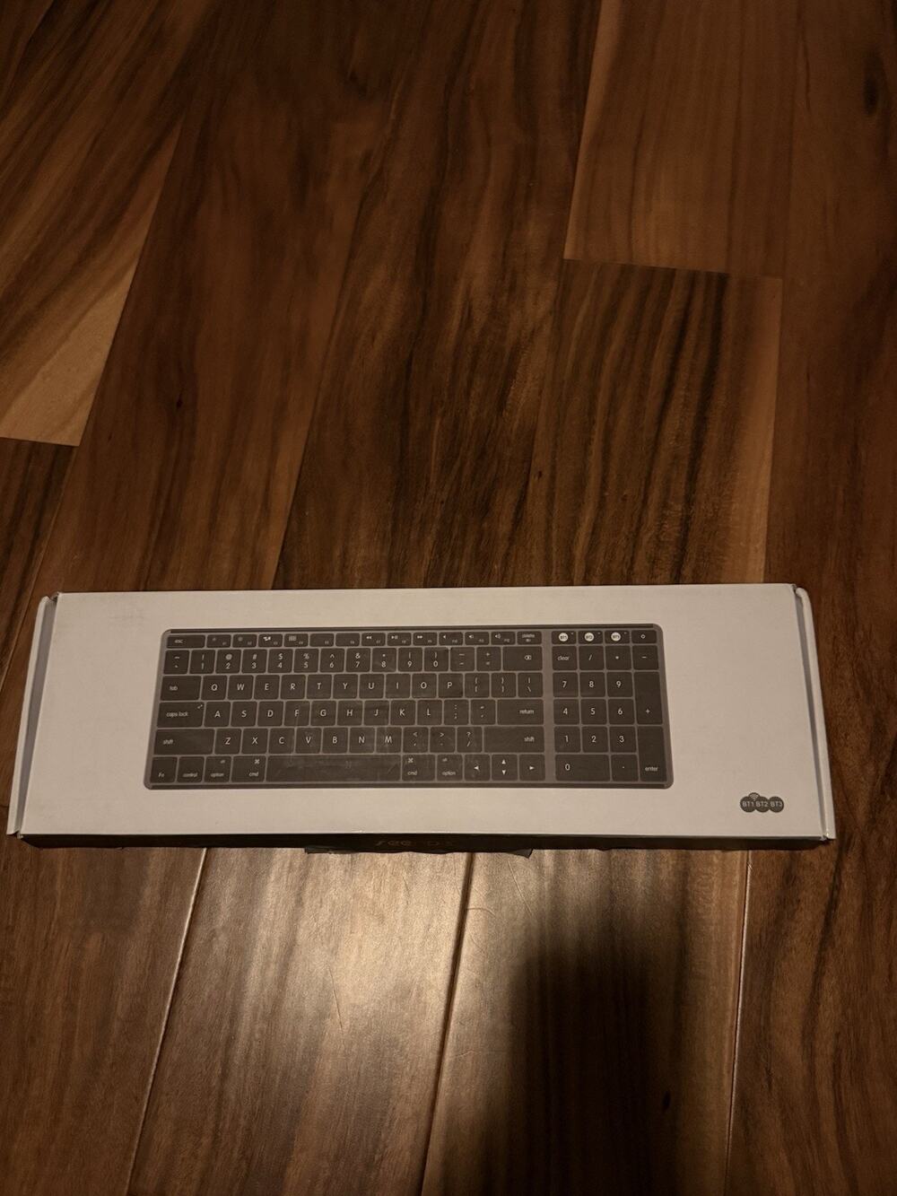 Seenda Wireless Bluetooth Keyboard Full Size Numeric Keypad Multi-Device NEW